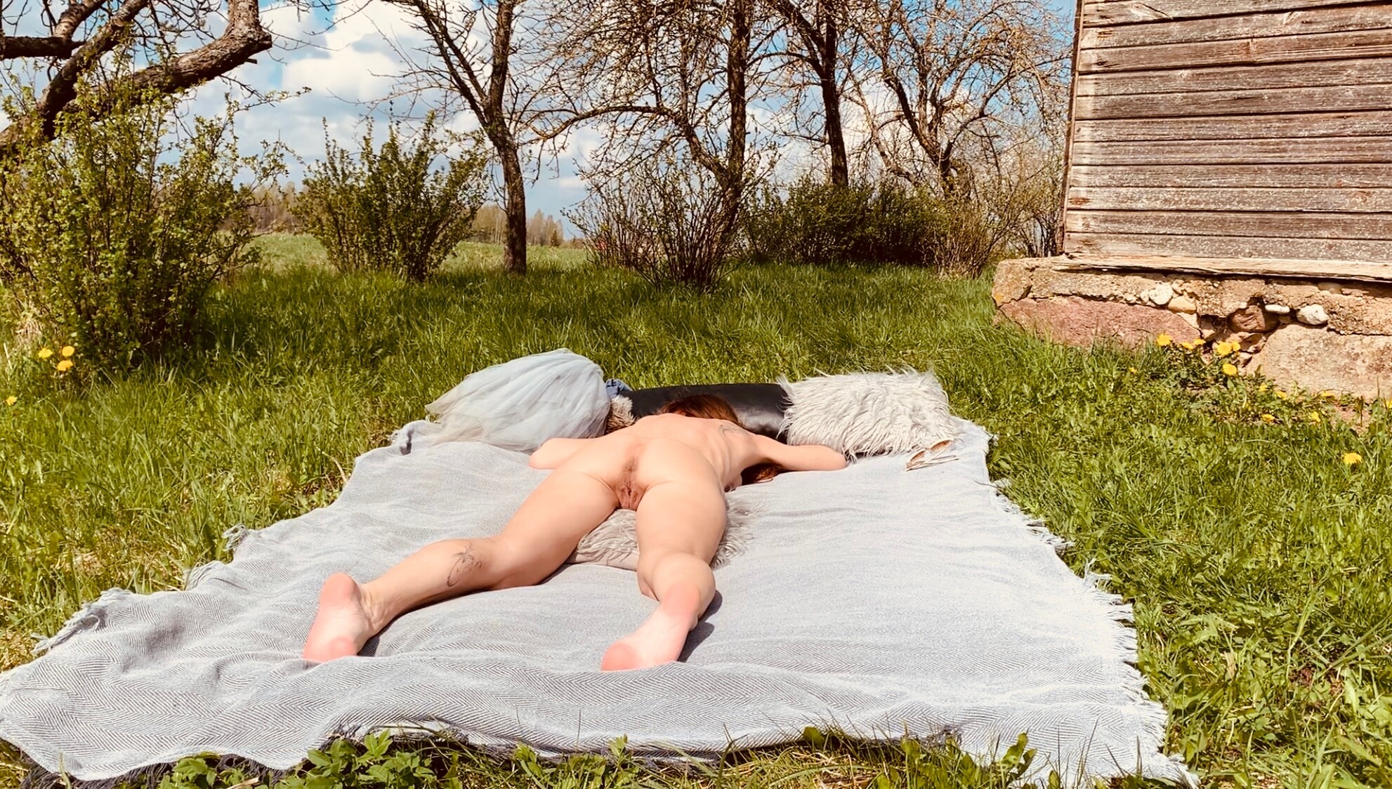 Image 10056041 from nakedtraveler / nakedtraveler-nt / WHITEWITCHINAVAN / WHITEWITCHASMRROLEPLAYS