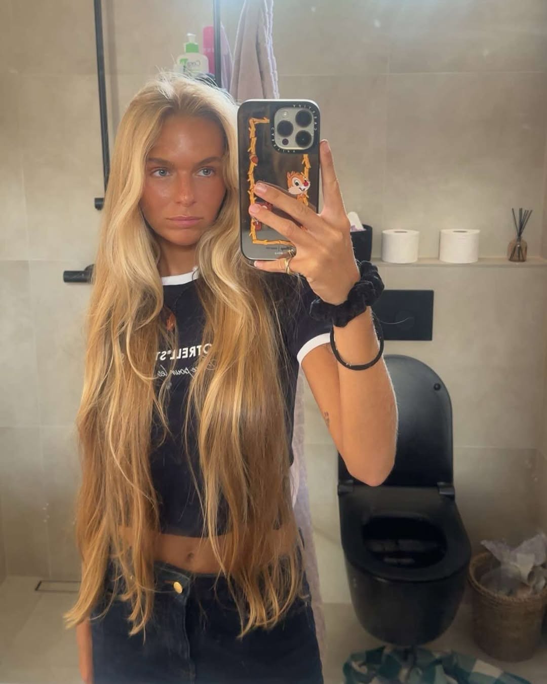 Image 10071675 from Lies Zhara (Dutch Influencer)