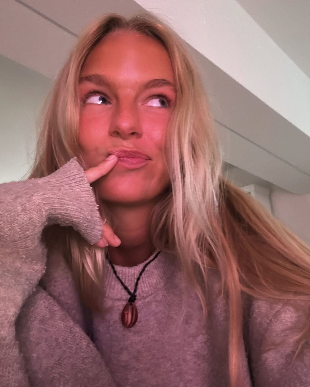 Image 10071678 from Lies Zhara (Dutch Influencer)