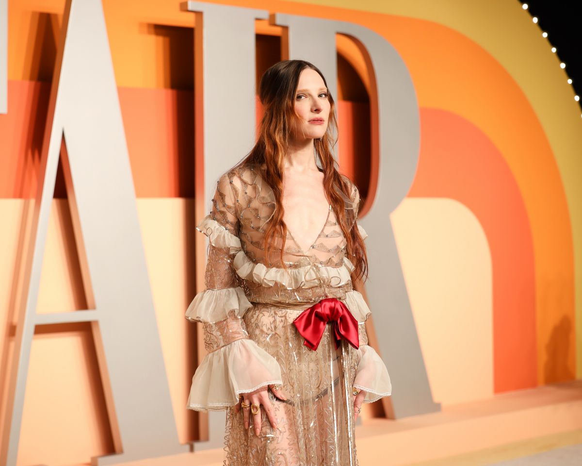 Image 10097540 from Hari Nef