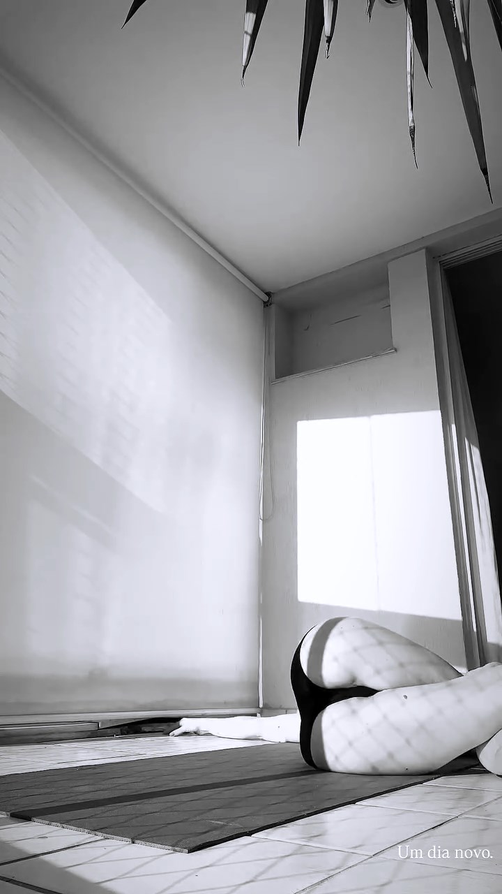 Image 10128312 from Lana Rhodes