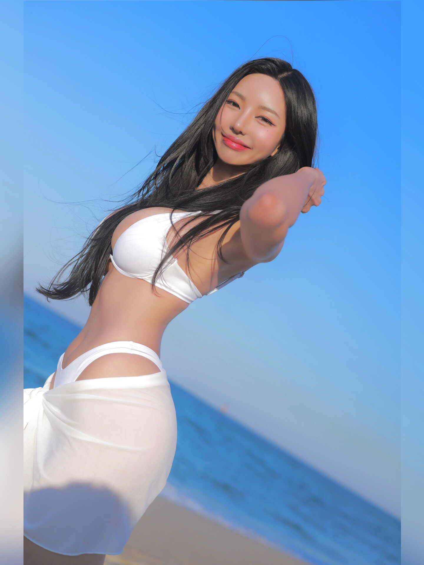 Image 10143664 from h___rvn | rvn1015 | 동그란 | Dongeuran