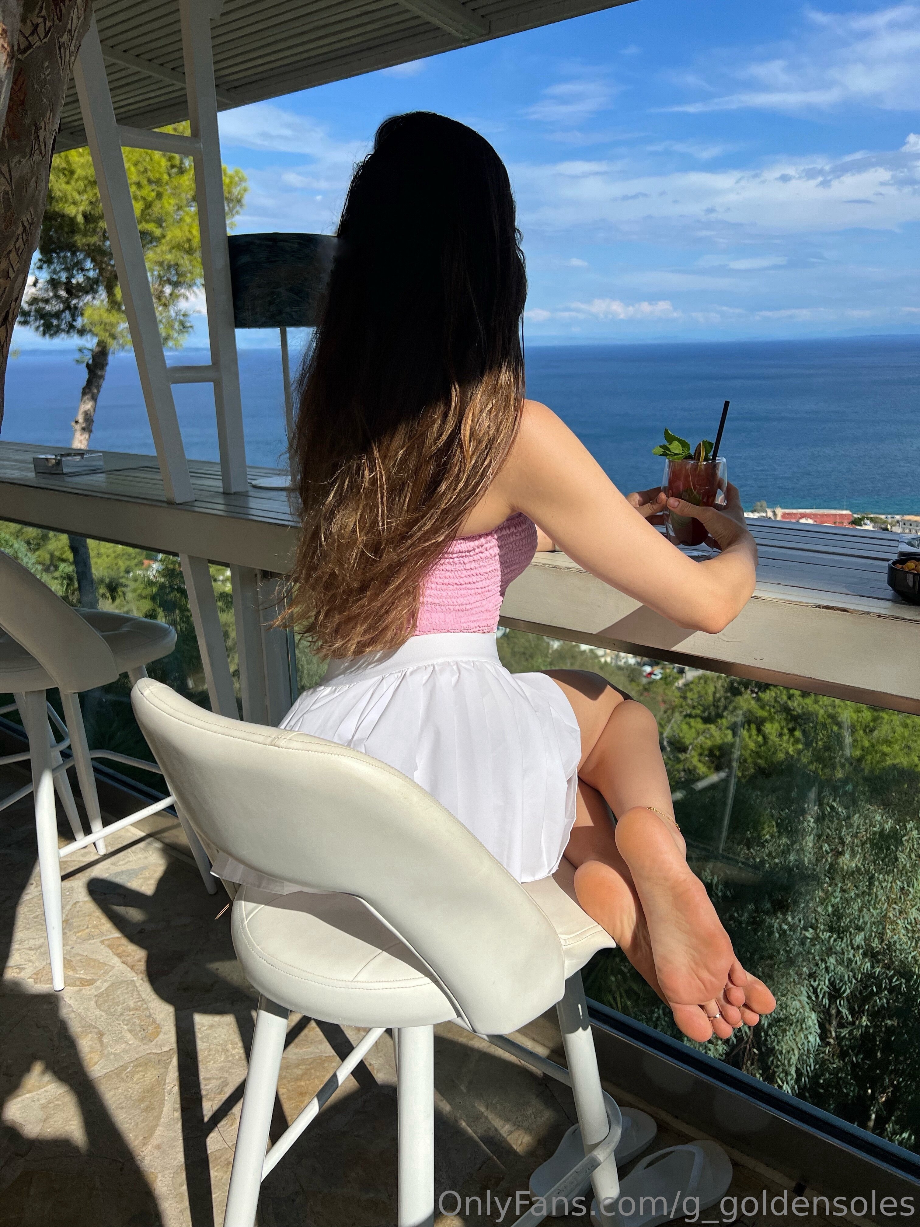 Image 10170998 from g_goldensoles | Gianna | arabian_footqueen