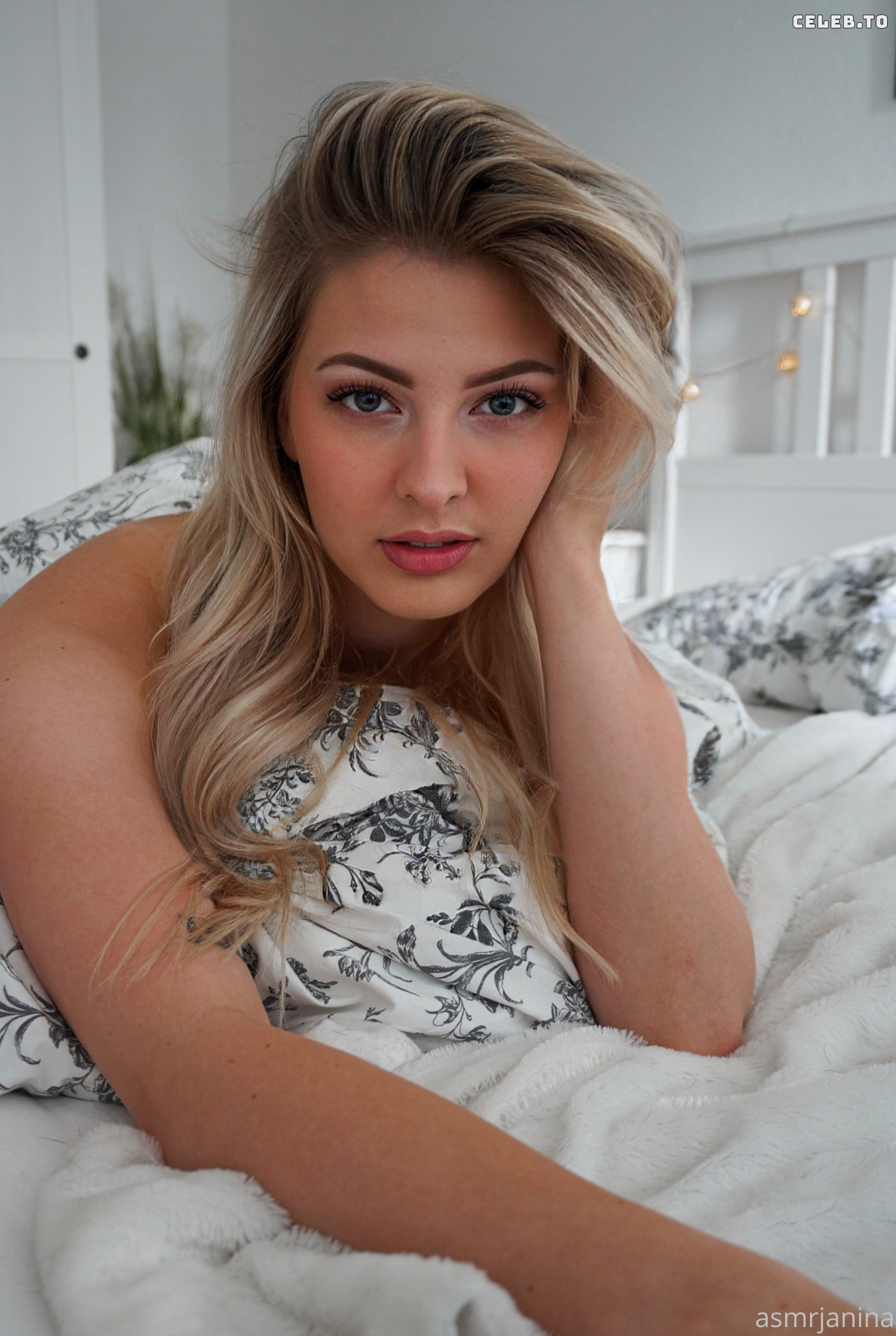 Image 1019144 from ASMR Janina