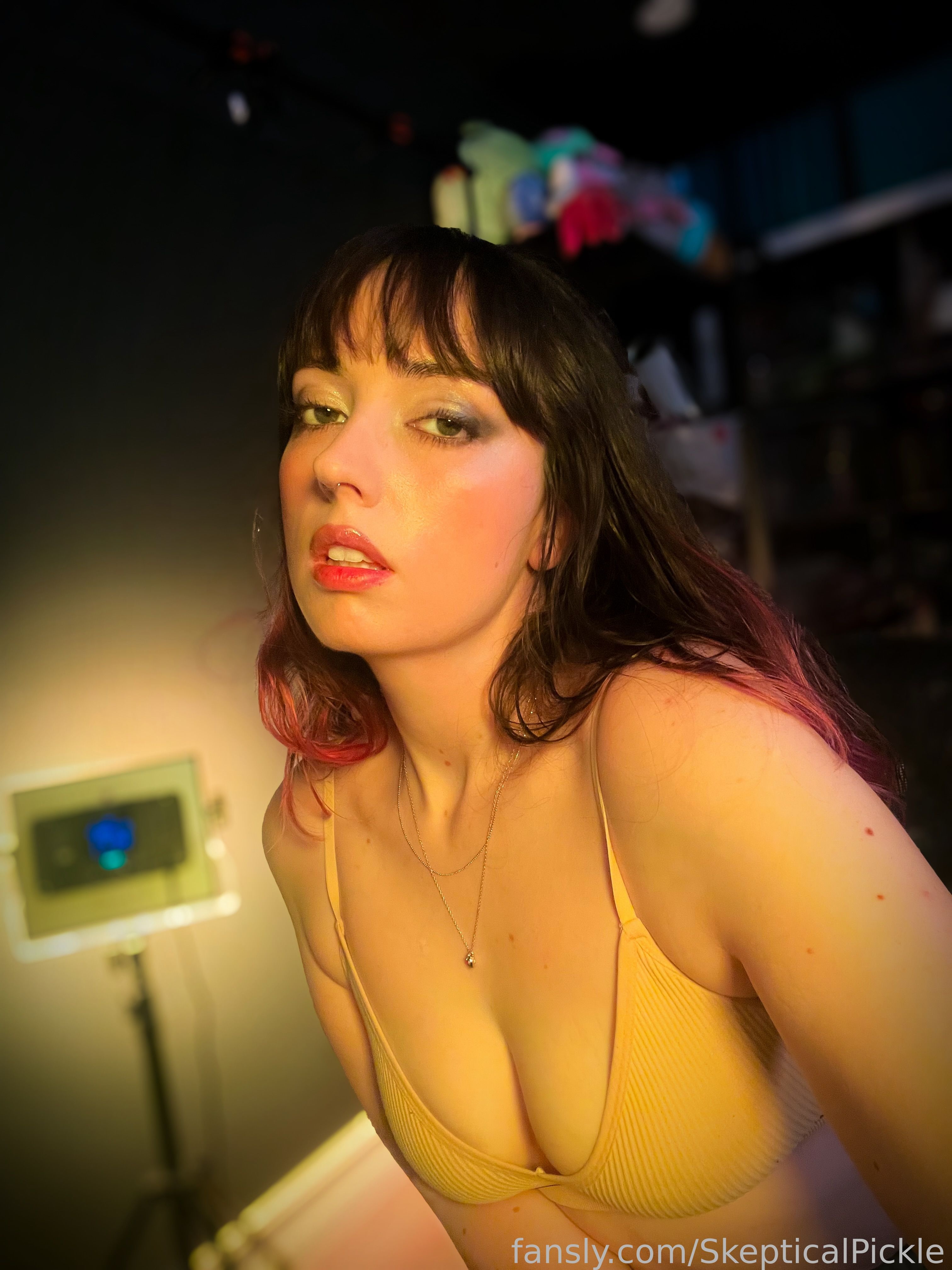 Image 10195571 from SkepticalPickle ASMR