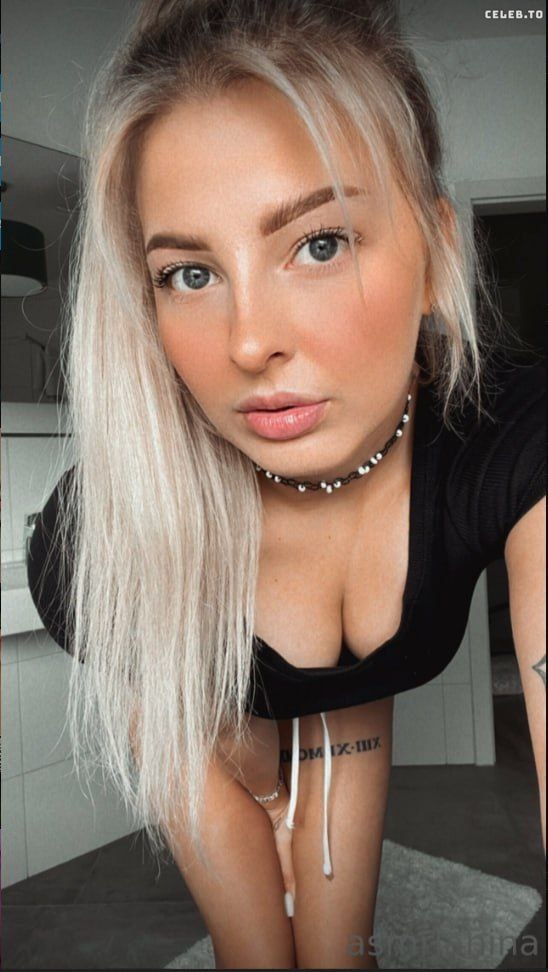Image 1019705 from ASMR Janina