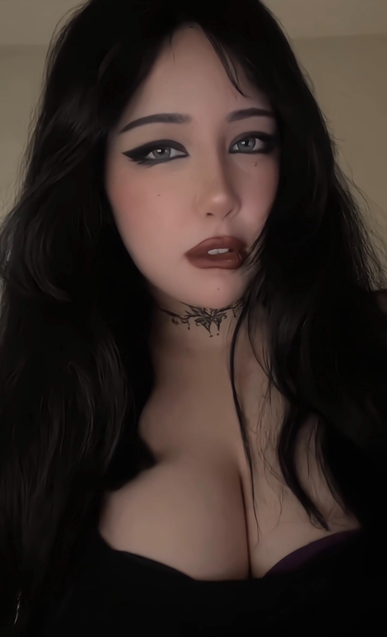 Image 10197310 from Shiny ASMR