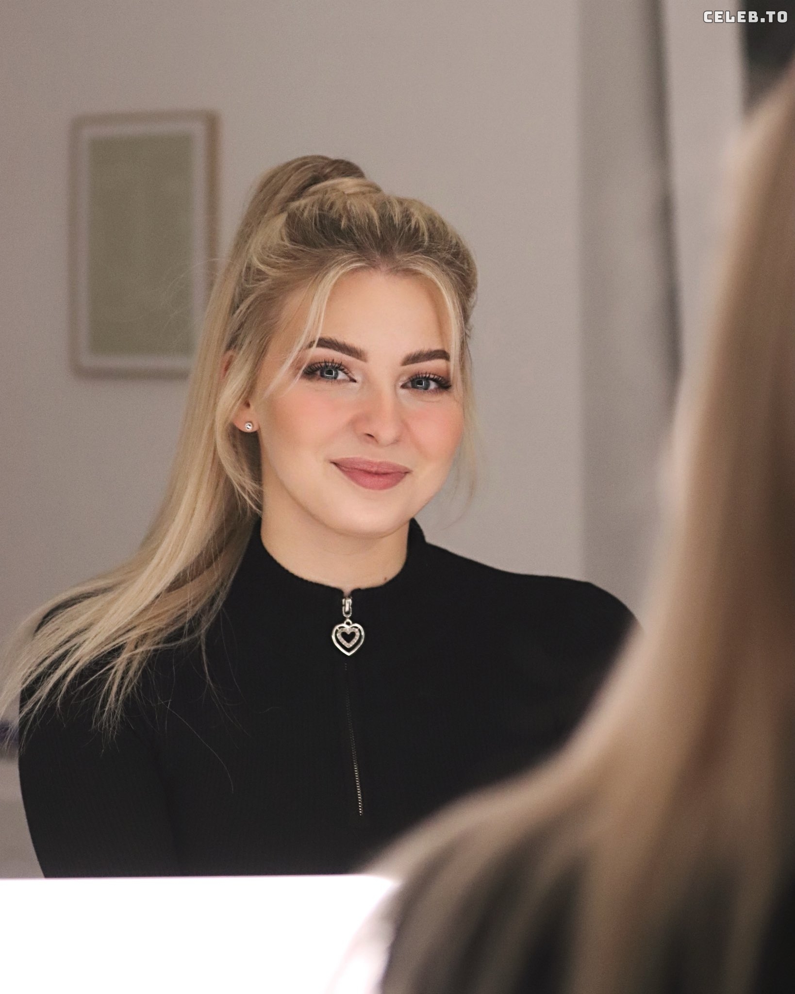 Image 1022393 from ASMR Janina