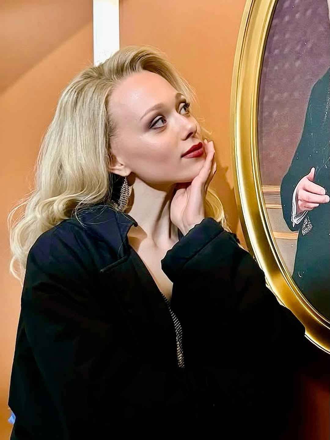 Image 10225863 from Ivanna Sakhno - actress