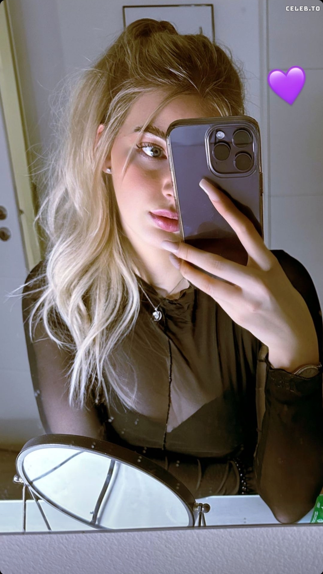 Image 1022923 from ASMR Janina