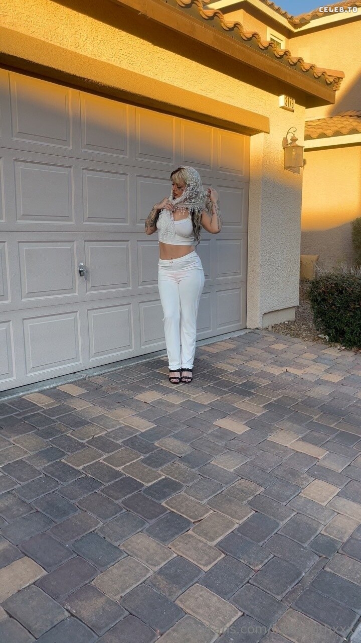 Image 10232278 from babygothxxx