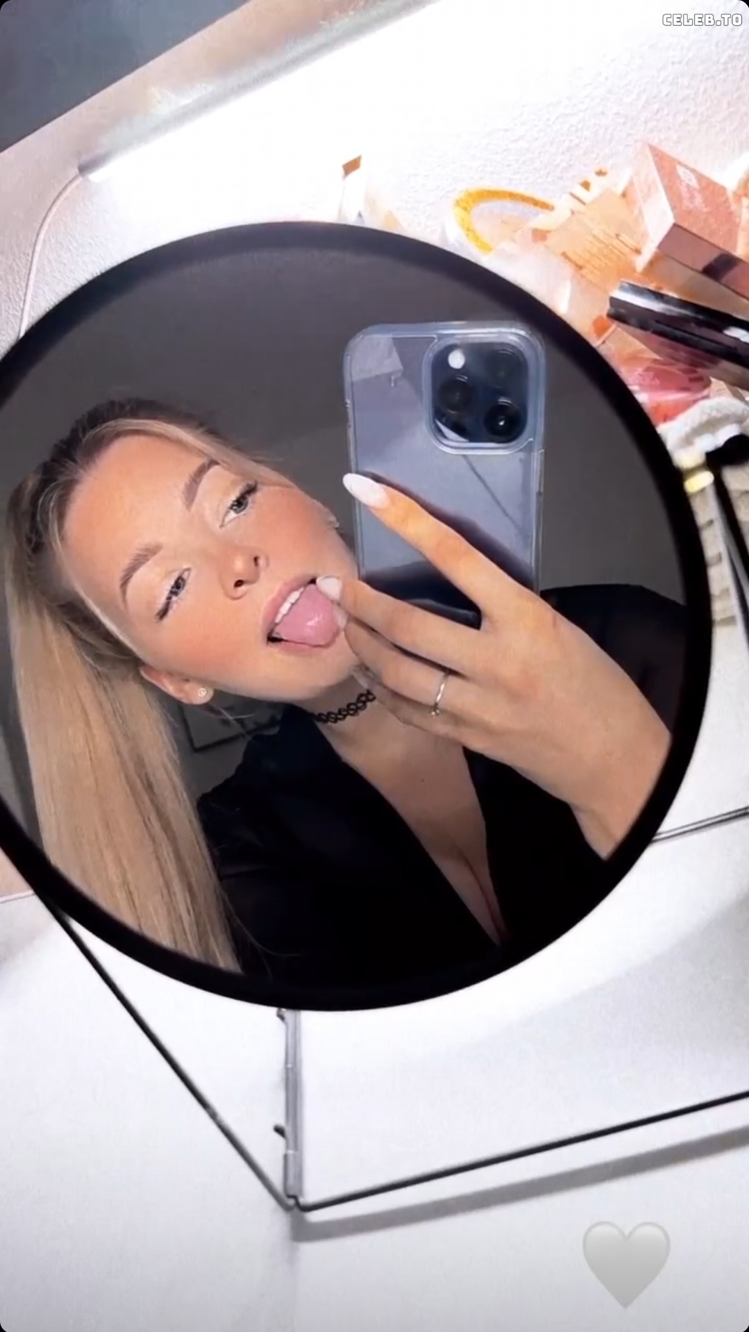 Image 1023546 from ASMR Janina