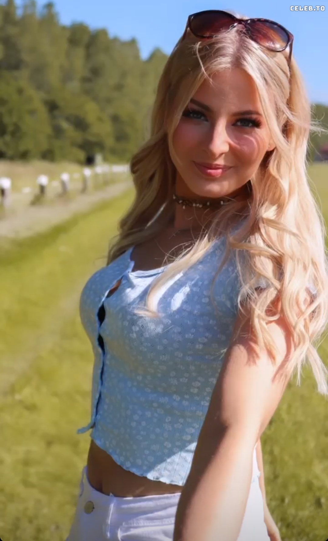 Image 1023717 from ASMR Janina