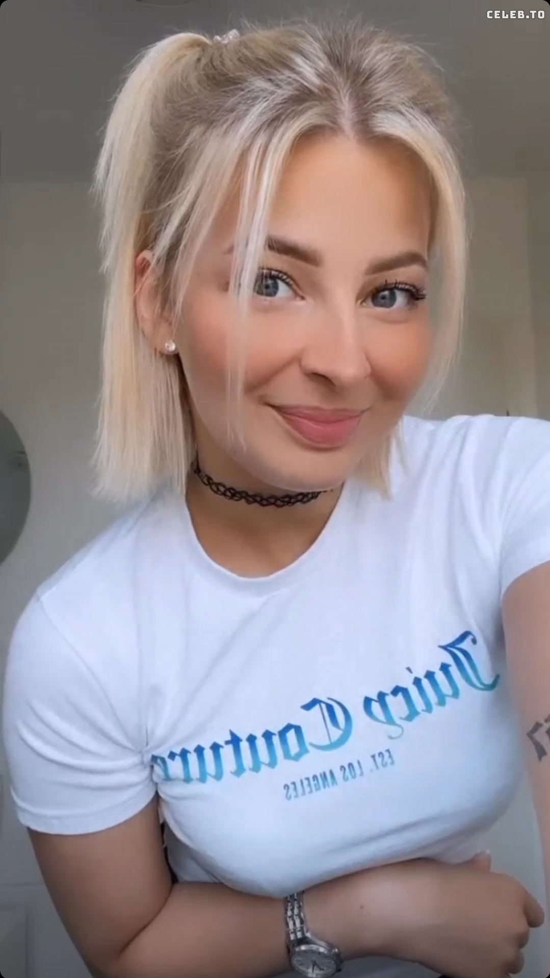 Image 1023814 from ASMR Janina