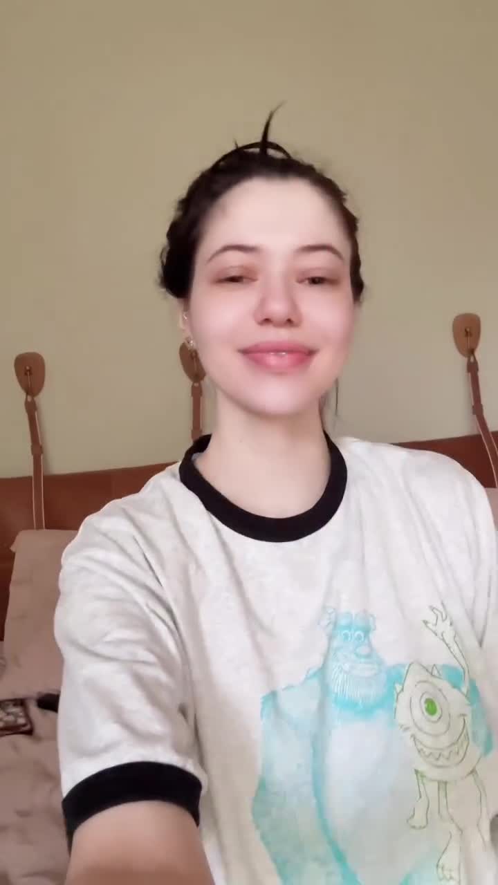 Video 469678 from Alina Becker - Social Media