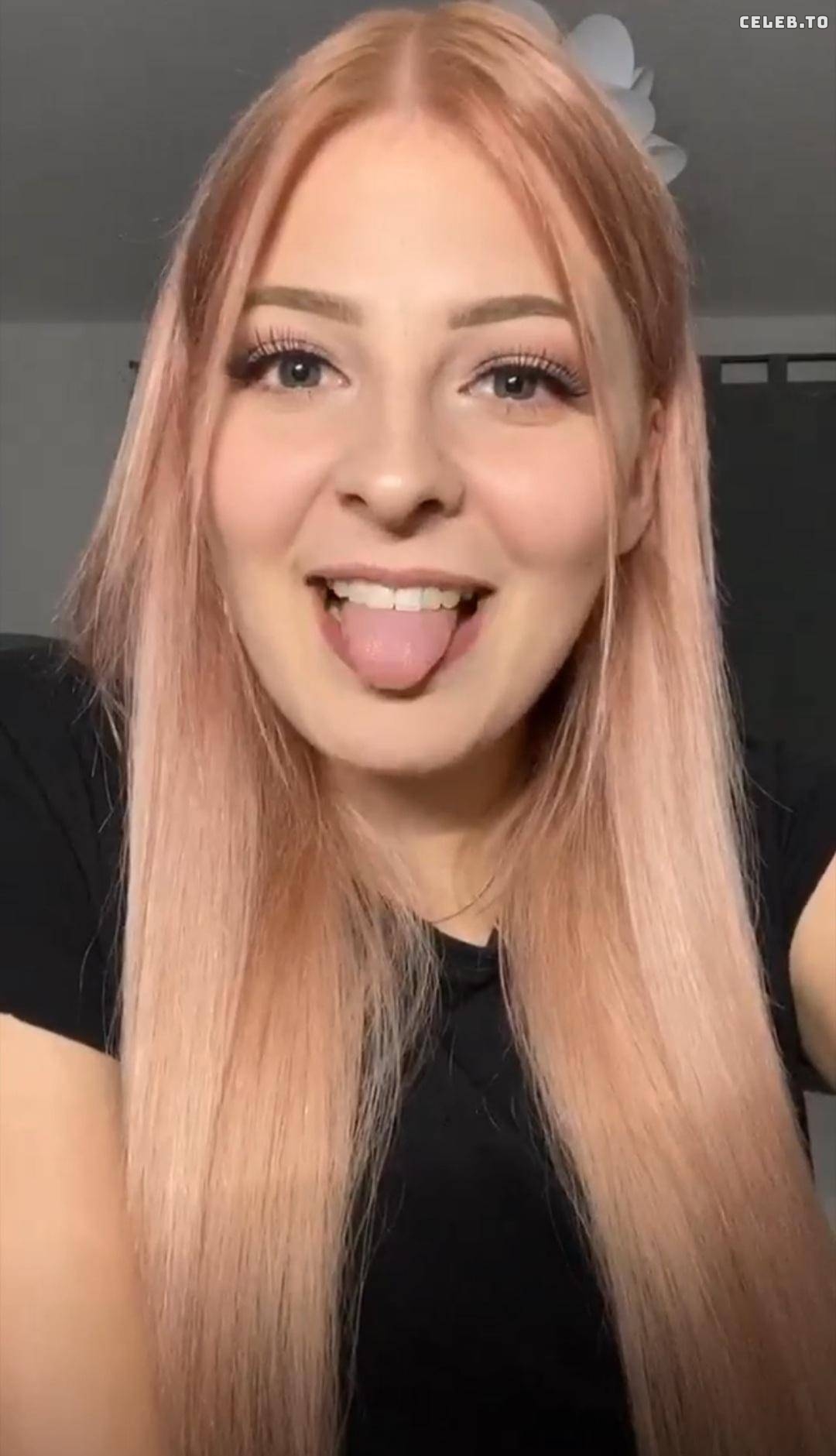 Image 1028674 from ASMR Janina