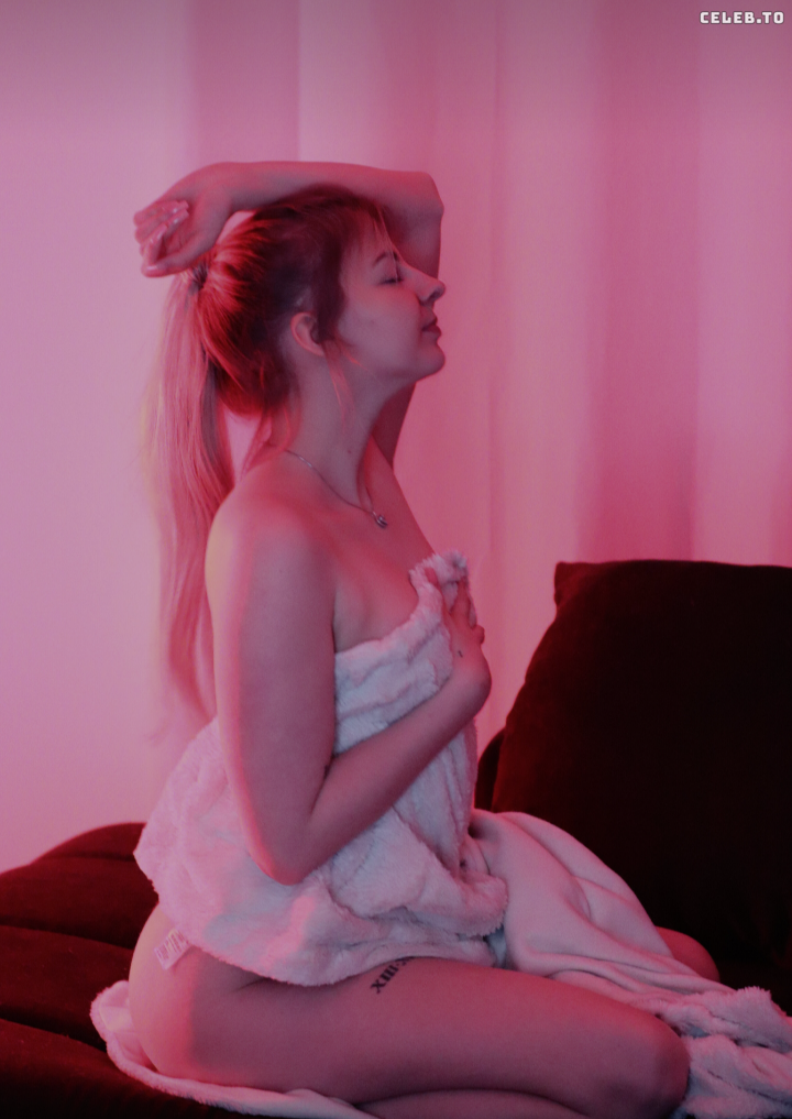 Image 1036740 from ASMR Janina
