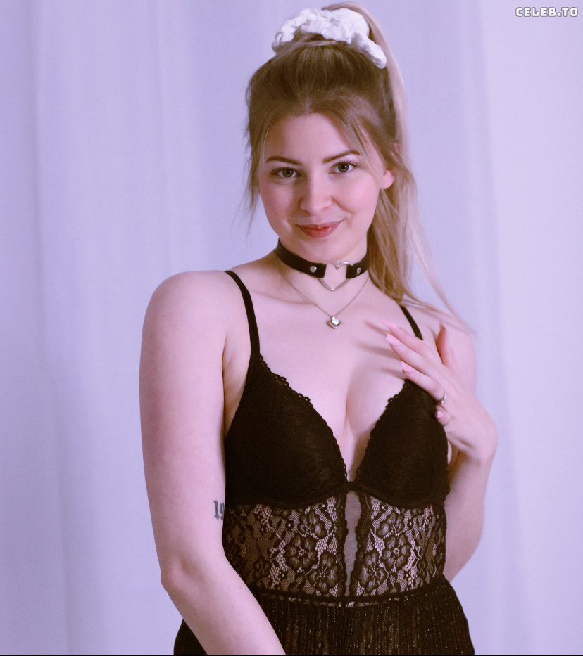 Image 1037268 from ASMR Janina
