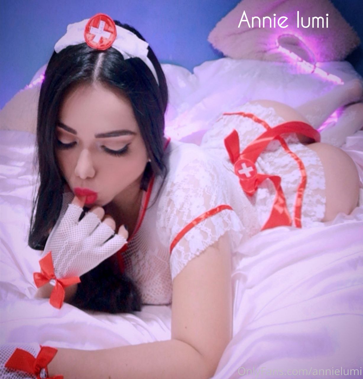 Image 10444843 from Annie luminoso ASMR