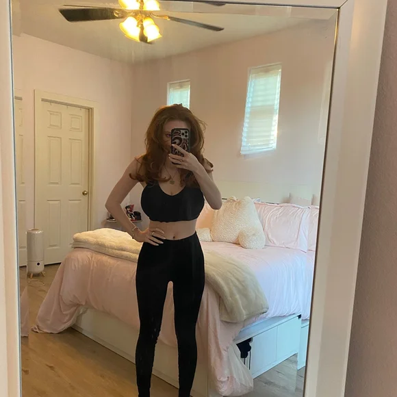 Image 10618996 from Francesca Capaldi (18)