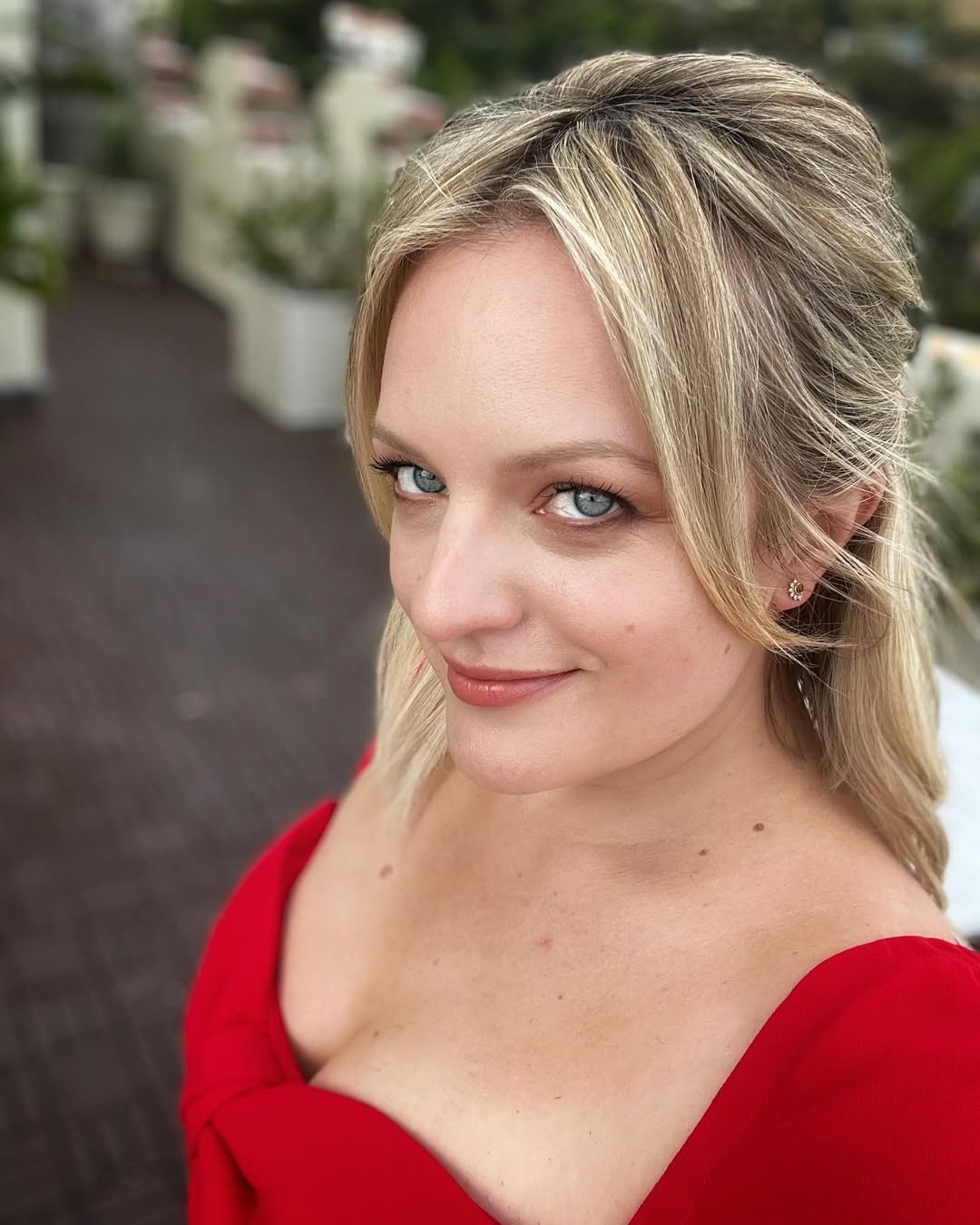 Image 10622052 from Elisabeth Moss