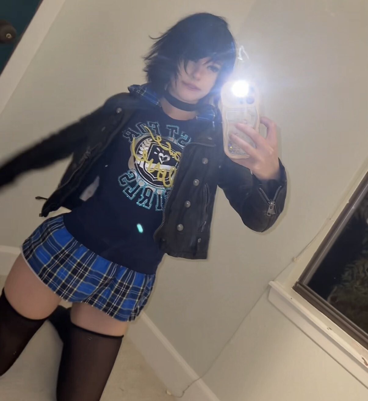 Image 10637081 from ItsNotDatSrs / Notdatsrs / liz / lilredvlvt