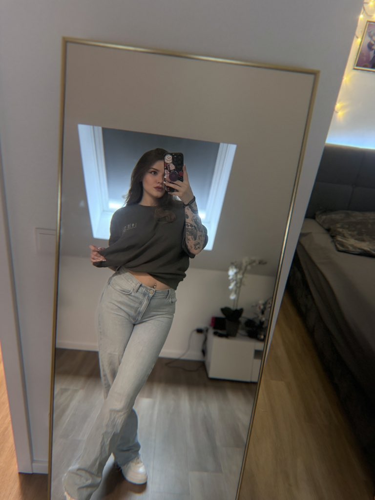 Image 10670643 from xMayaDucasse