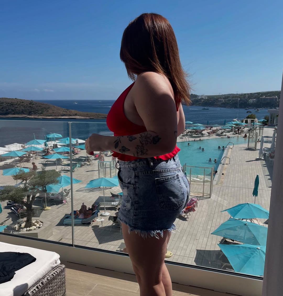 Image 10725611 from Nicole Dyer / nicole_dyerofficial / nicole.dyerofficial