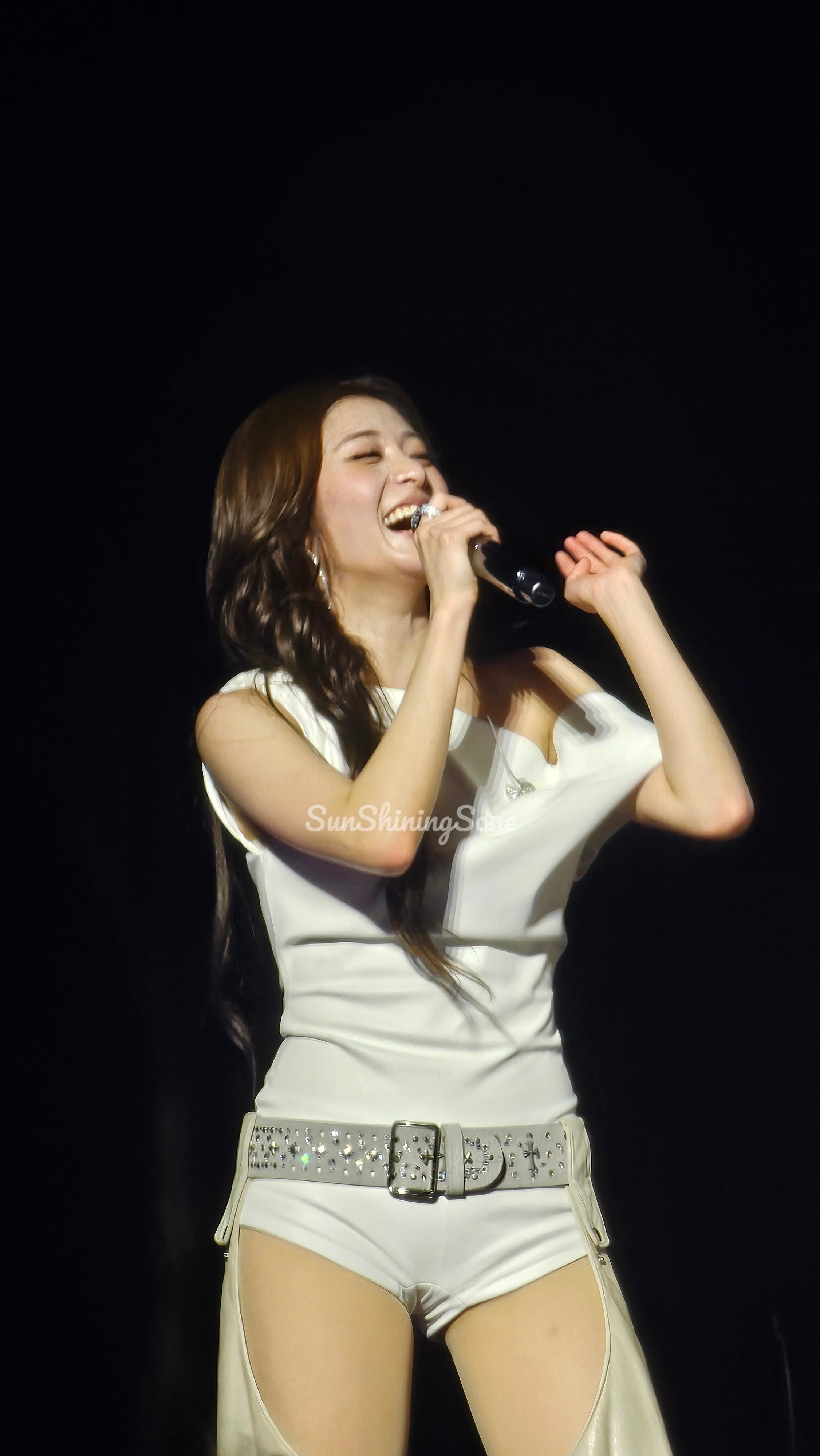 Image 10789478 from Huh Yunjin 허윤진 | LESSERAFIM