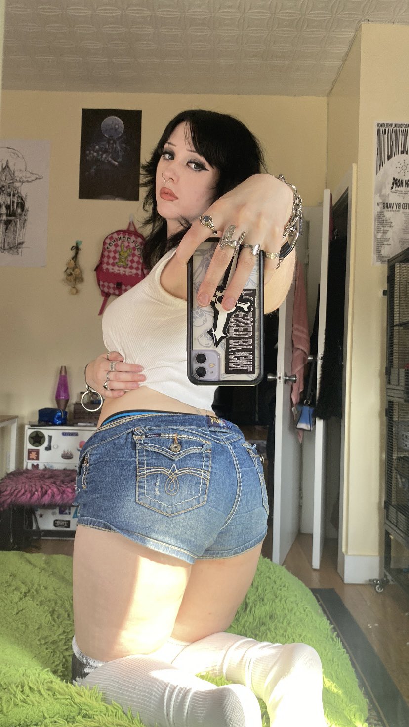 Image 10802728 from emoemz / emoemmz / ratgf99