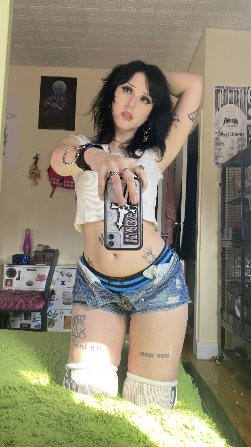 Image 10802729 from emoemz / emoemmz / ratgf99