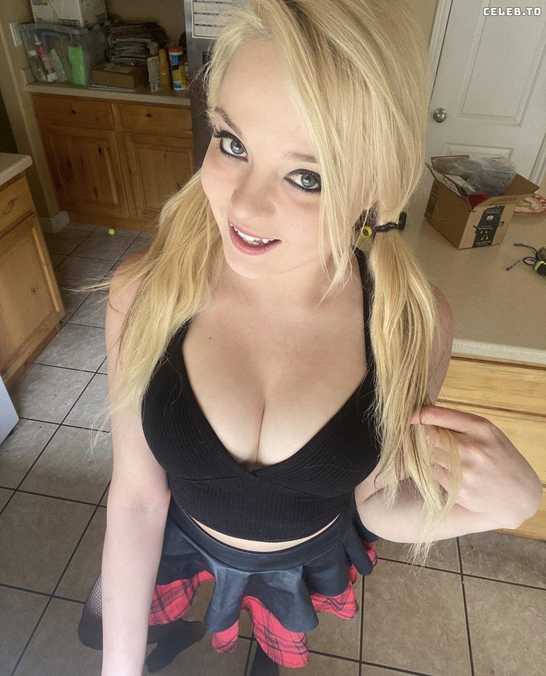 Image 1084044 from Blondiewondie