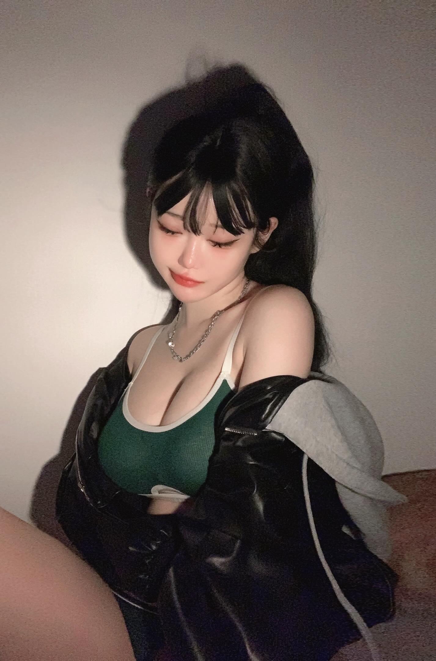 Image 10923444 from Evawxsh / happyunaaa Social Media thread