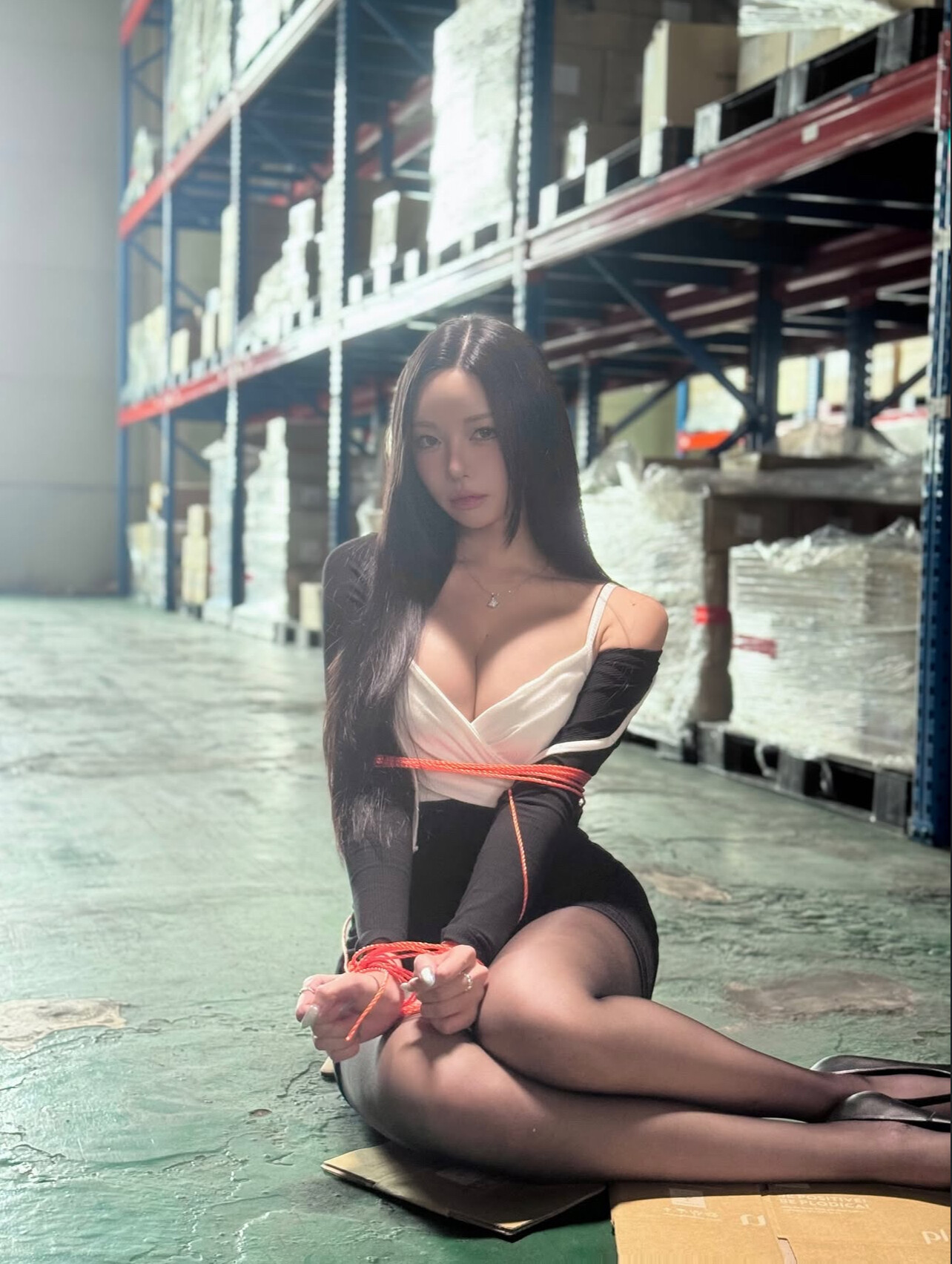 Image 11241918 from h___rvn | rvn1015 | 동그란 | Dongeuran