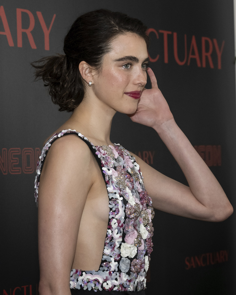 Image 11334208 from Margaret Qualley