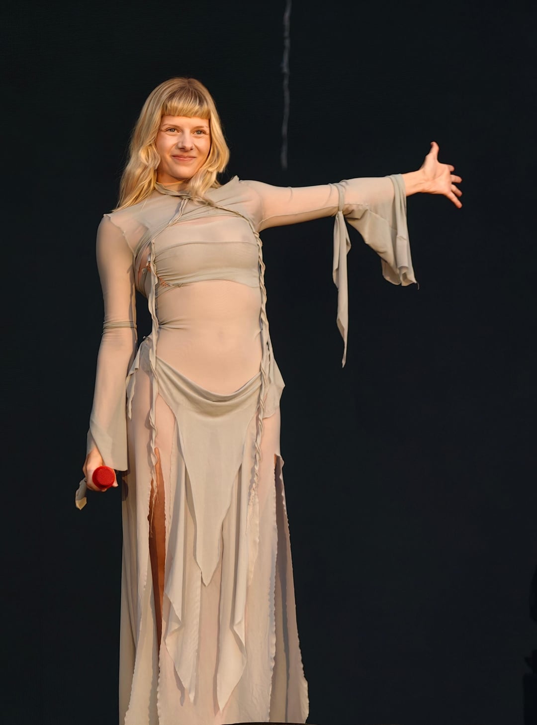 Image 11339377 from Aurora Aksnes (singer)