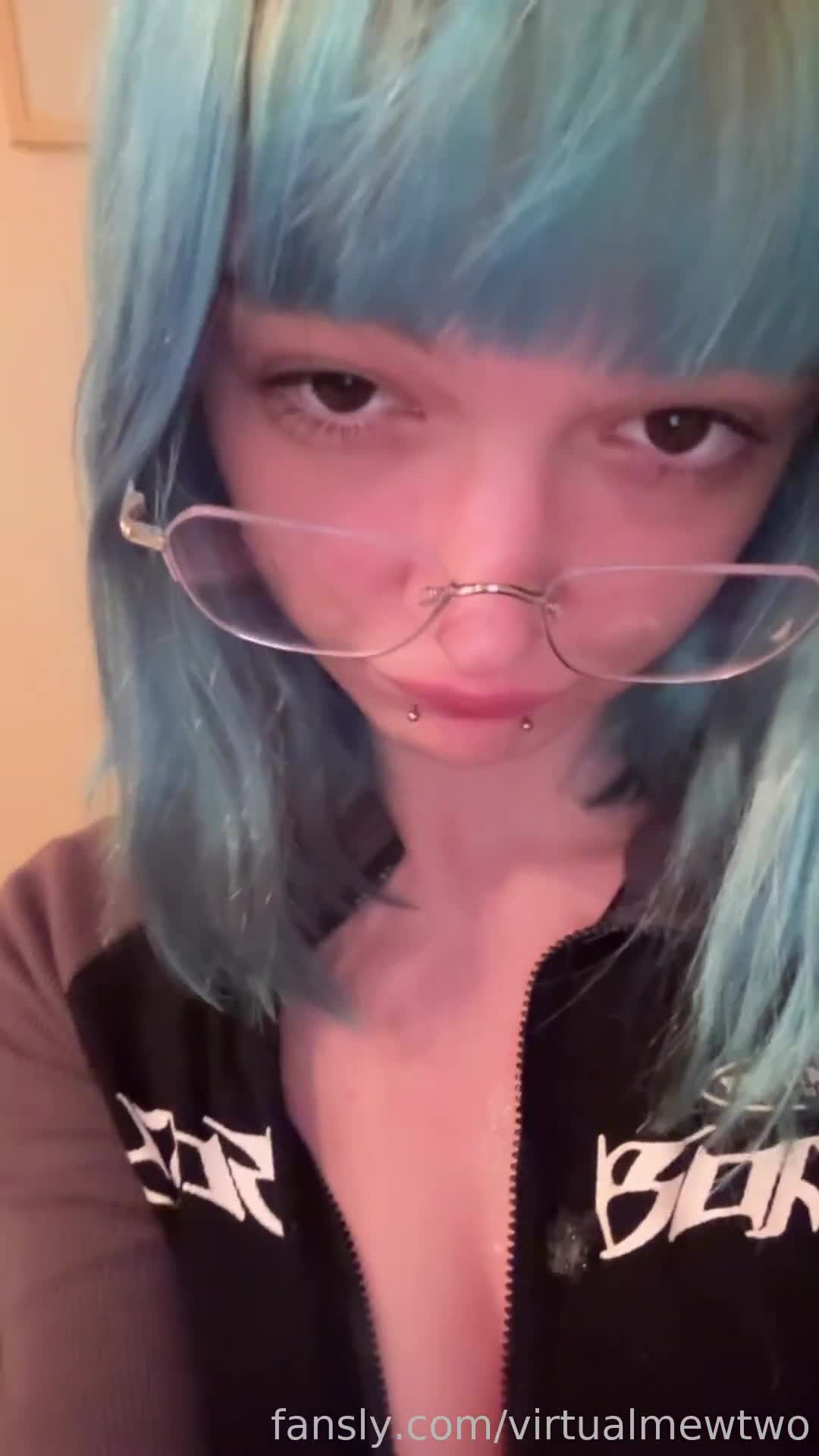 Video 642404 from Jinxie / jinxiedotexe / jinxie.exe / Virtualmew / Virtualmewtwo
