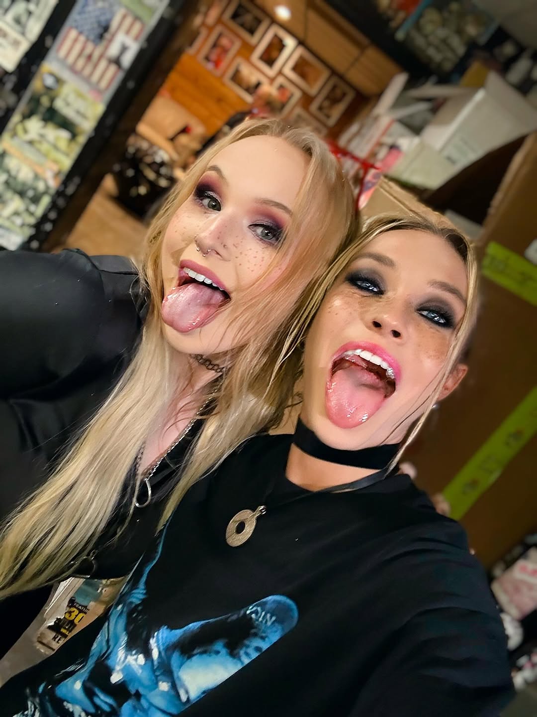 Image 11586279 from Women of Metal