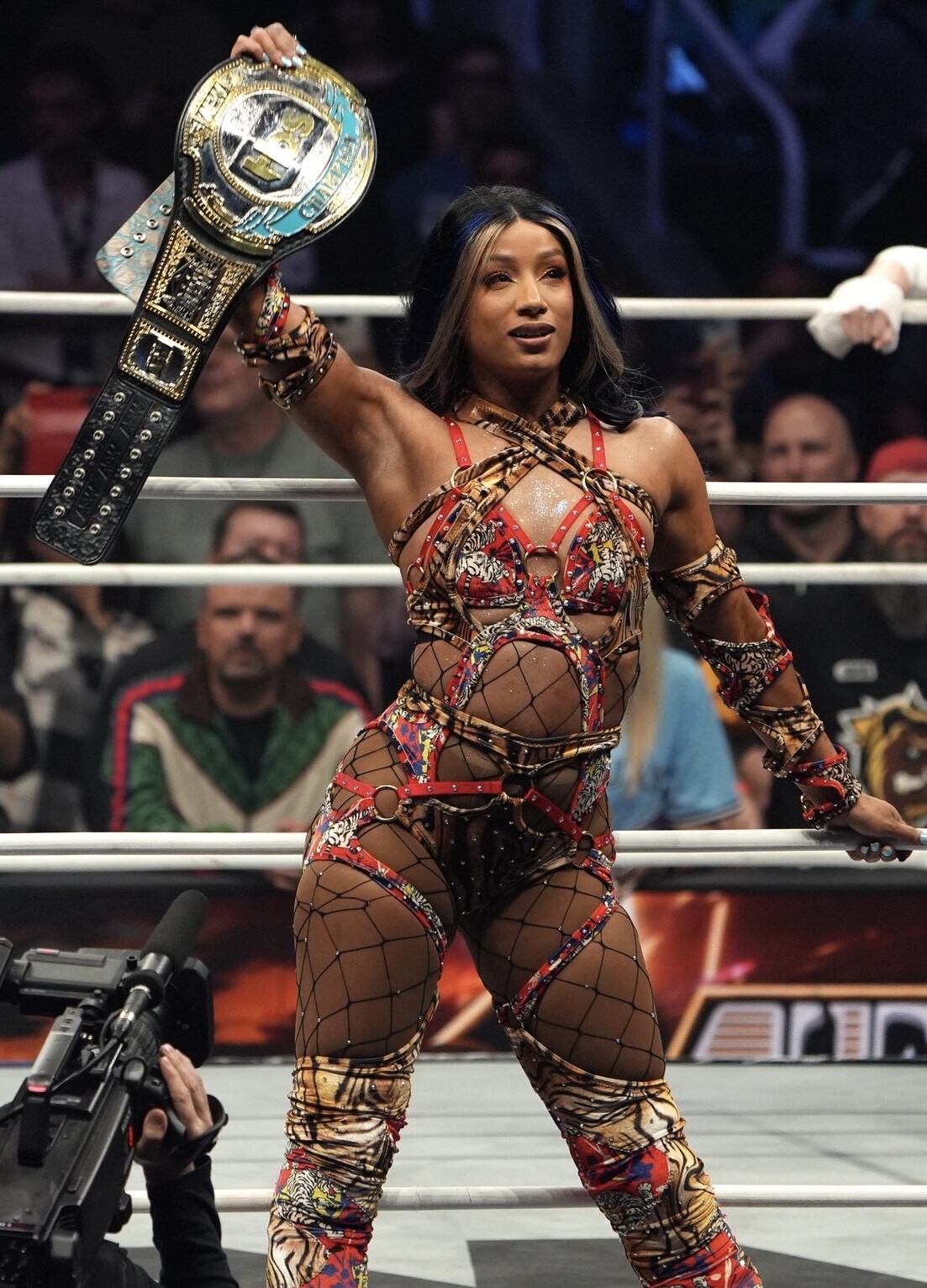 Image 11631128 from WWE Sasha Banks | Mercedes Moné