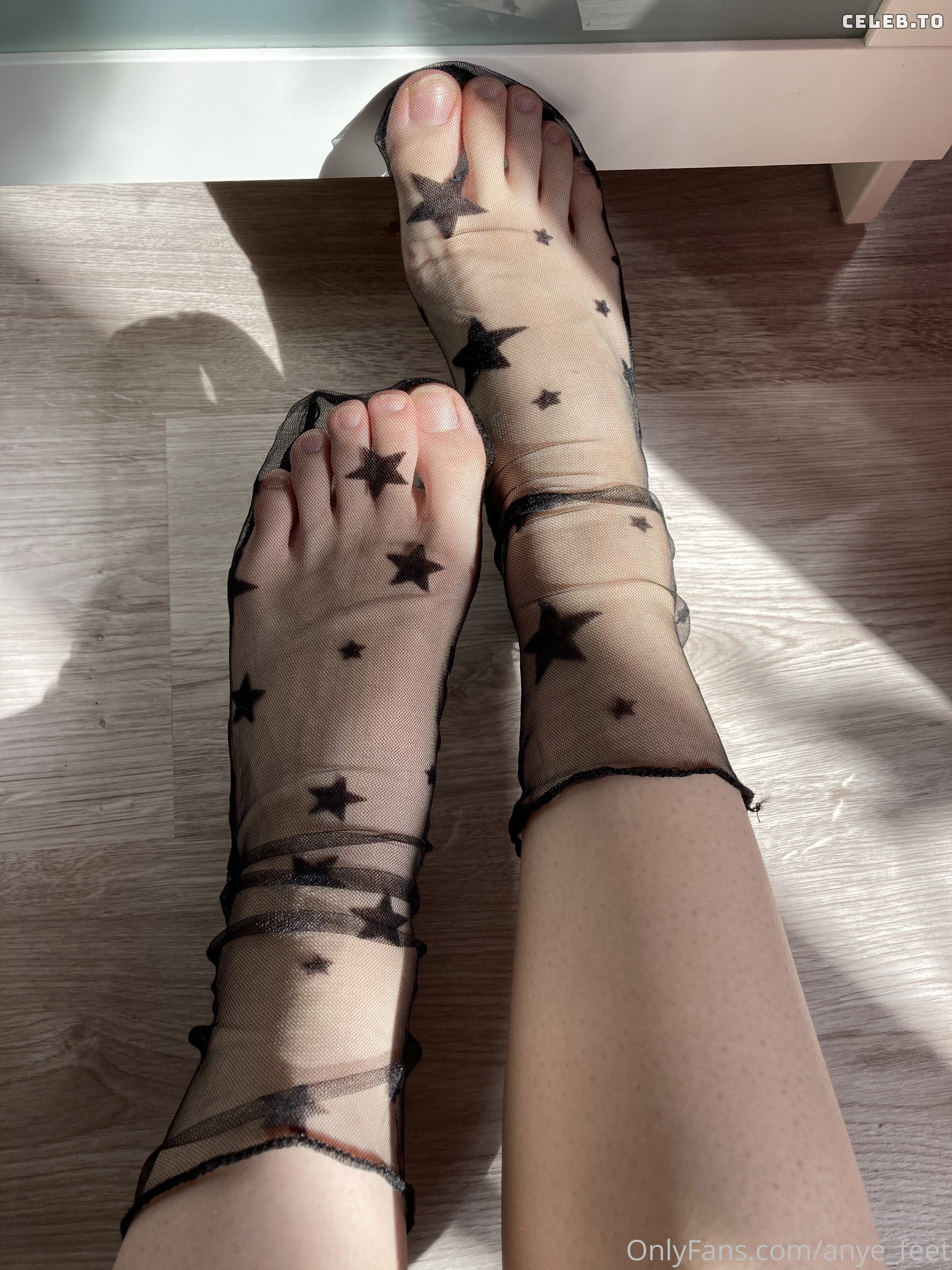 Image 1530739 from anye_feet