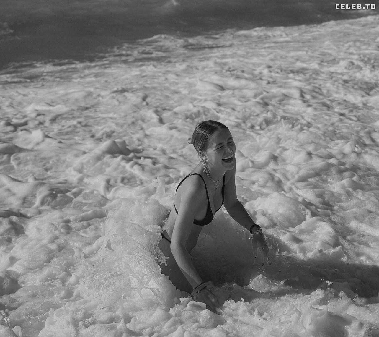 Image 1596888 from Melaniehfl