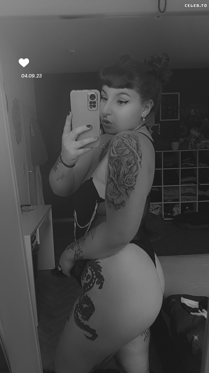 Image 1680965 from xlenaa_official