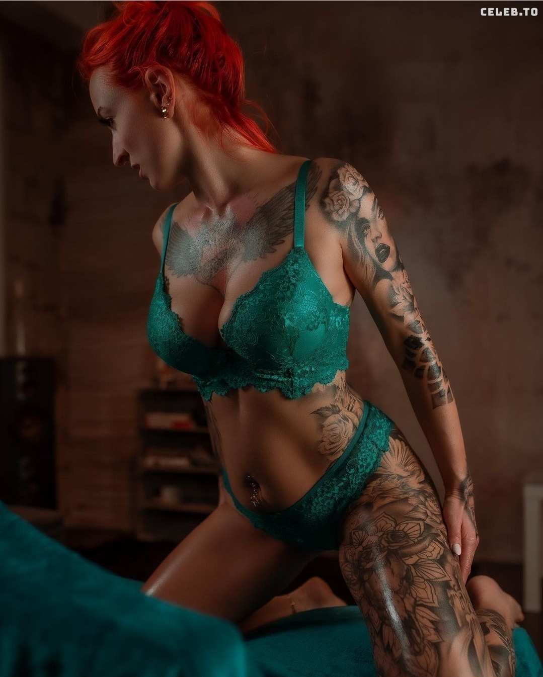 Image 1702062 from red_n_inked