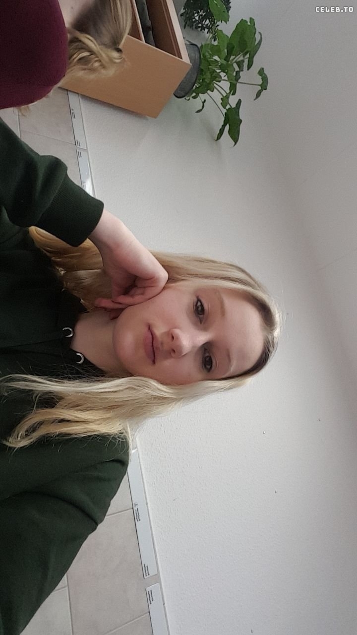 Image 1706530 from Sabrinanotofficial