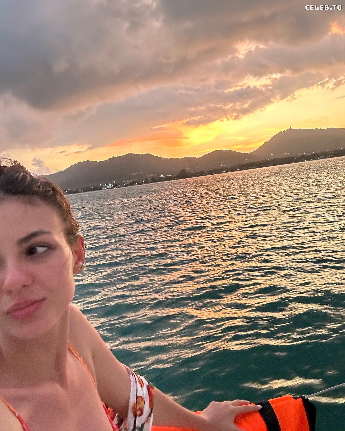 Image 1738383 from Victoria Justice