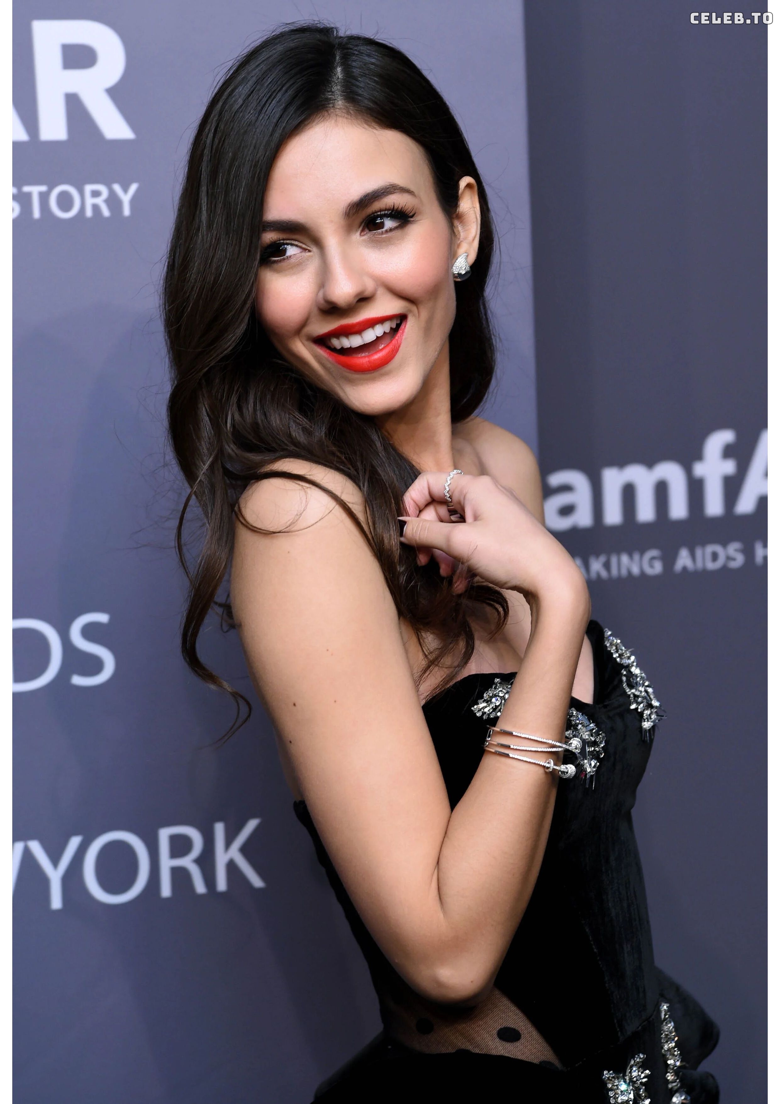 Image 1752592 from Victoria Justice