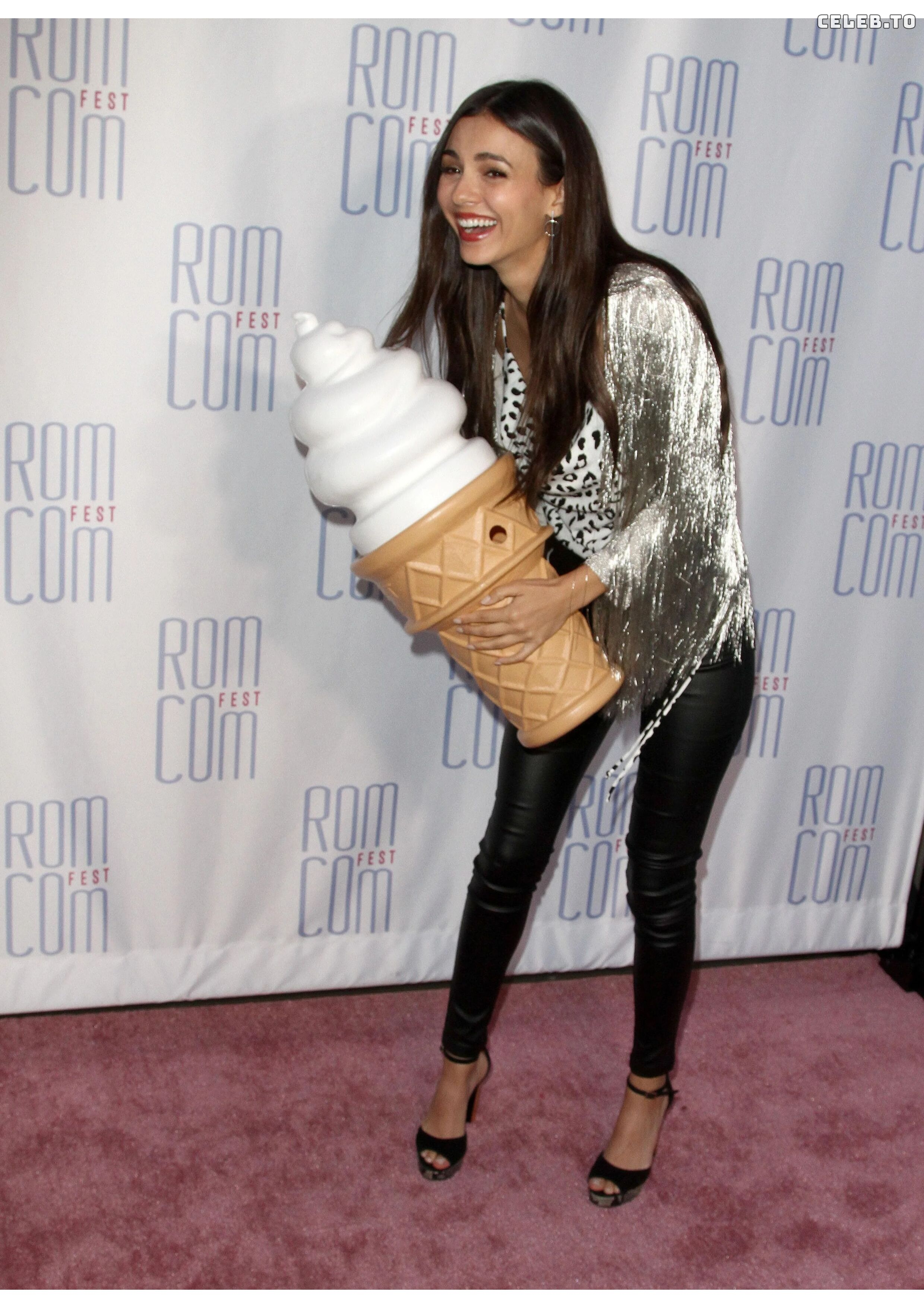 Image 1757106 from Victoria Justice