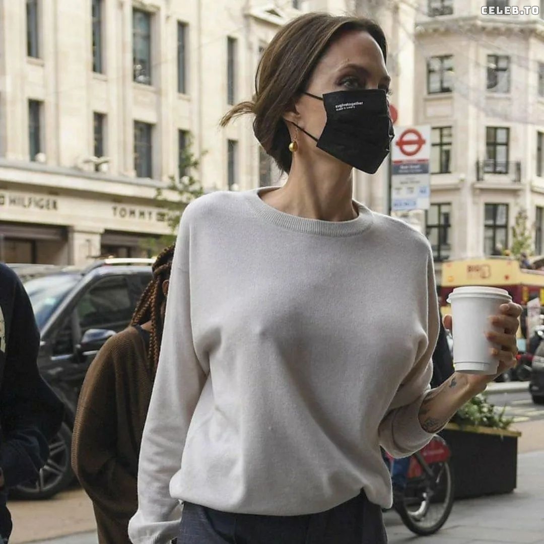 Image 1767403 from Angelina Jolie