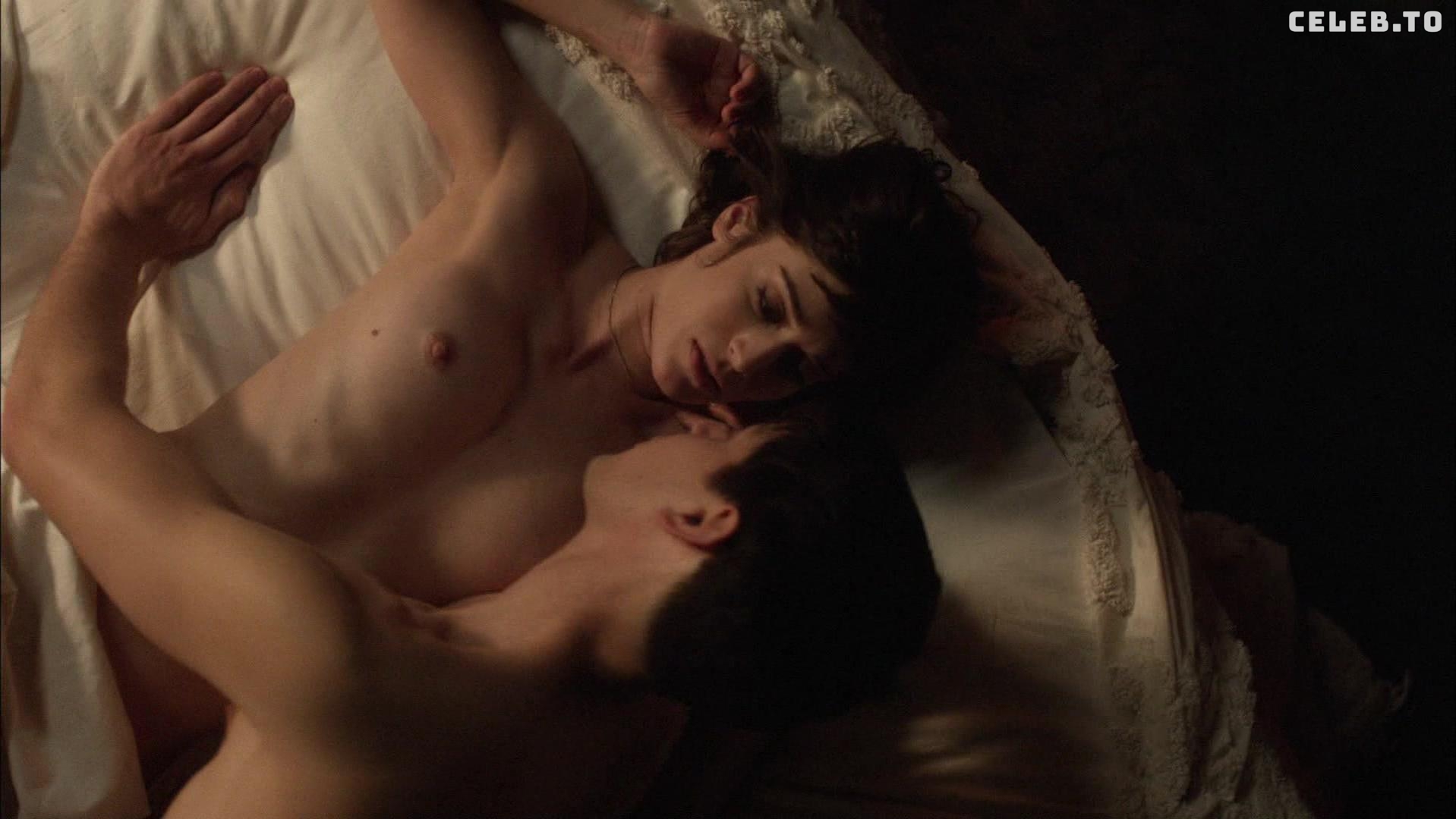 Image 1774562 from Lizzy Caplan