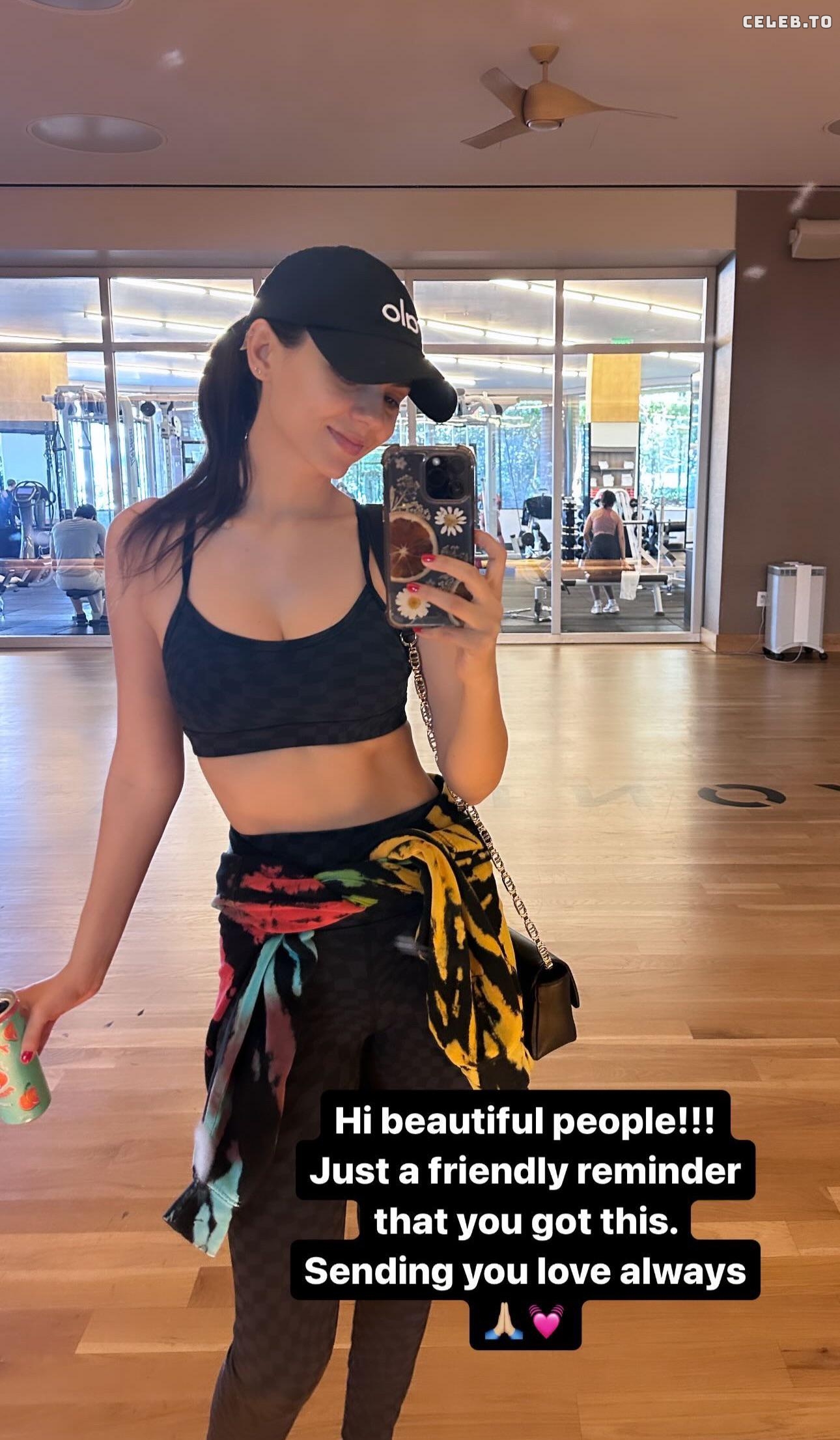 Image 1776486 from Victoria Justice